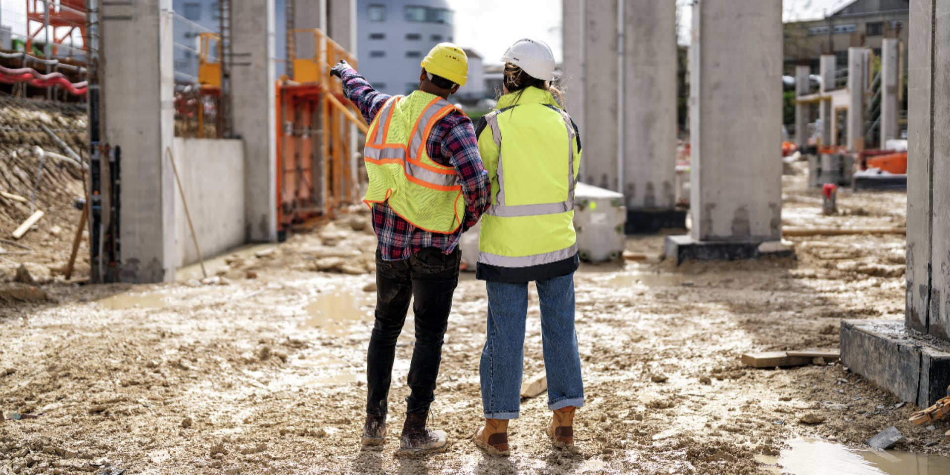 Hilti partners on a construction site